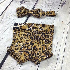 Beautiful high waist shorts handmade